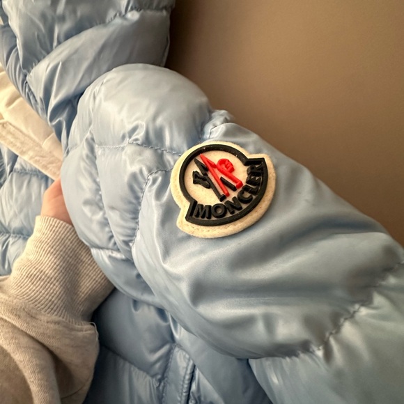 Moncler kids puffer size 3t coat - Picture 3 of 6